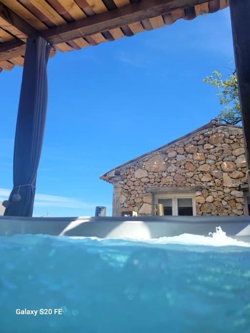 L'antre Deux Pierres, Romantisme, Jacuzzi Exterieur, Plateau Dinatoire * Bouyon