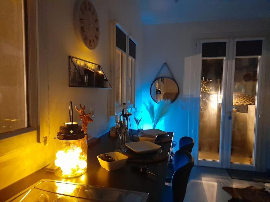 Ferienhaus L'antre Deux Pierres, Romantisme, Jacuzzi Exterieur, Plateau Dinatoire *